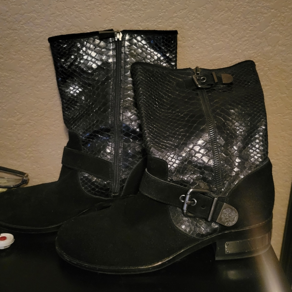 Vince Camuto Leather Boots